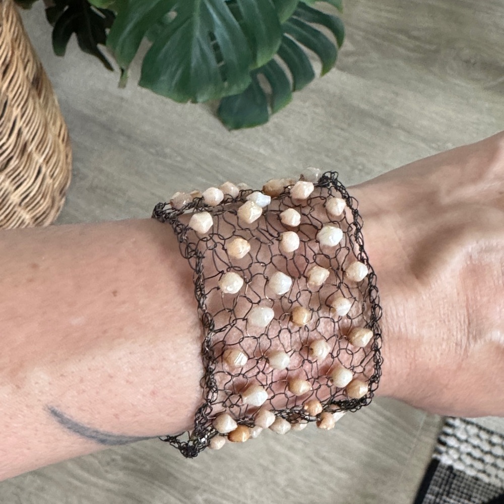 Elegant Beaded Mesh Bracelet